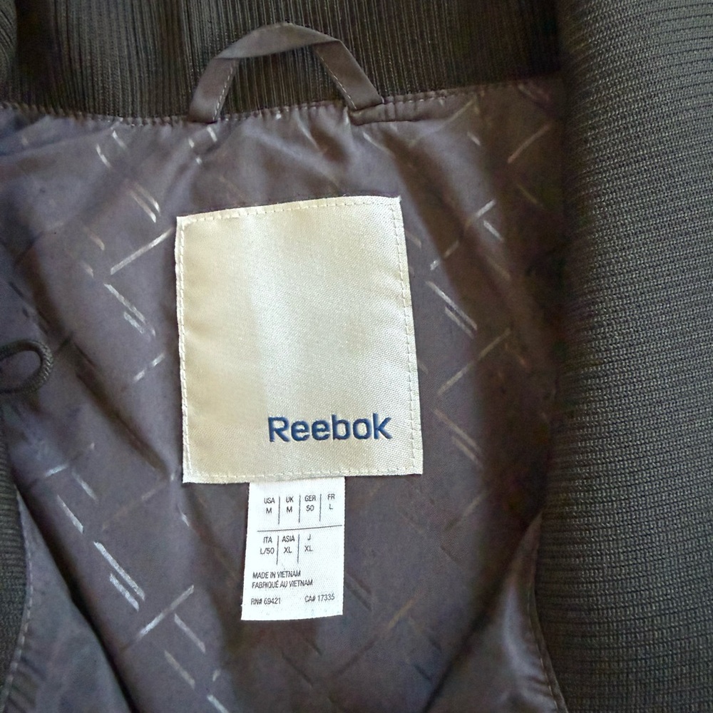 Men’s Reebok Grey Vest Jacket medium - Picture 2 of 3